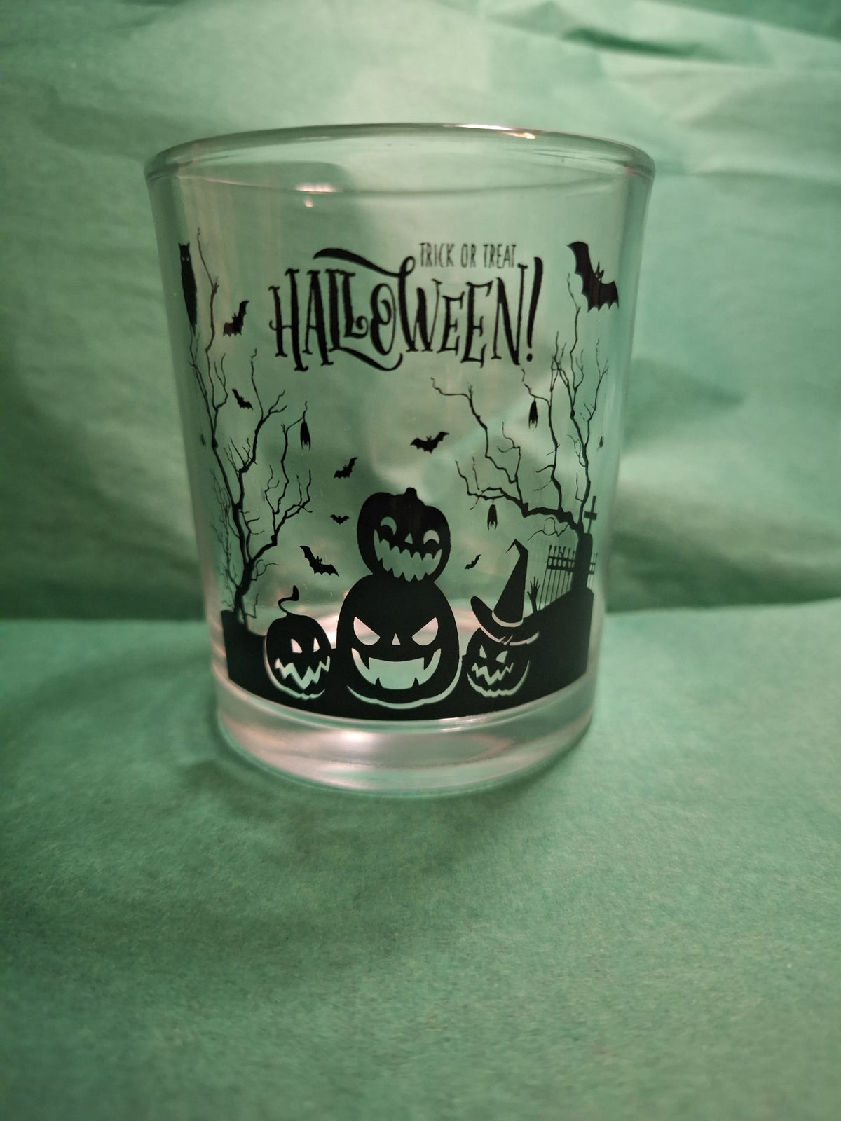 7 Oz Limited Edition Halloween candles!!