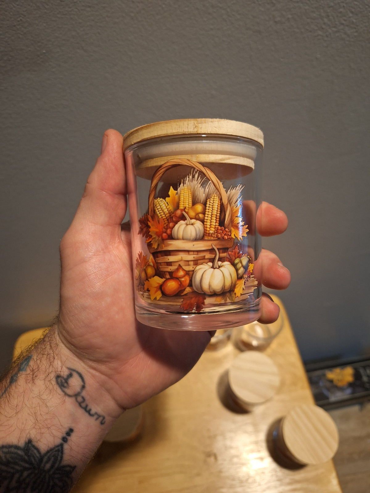 7 Oz limited edition fall candle