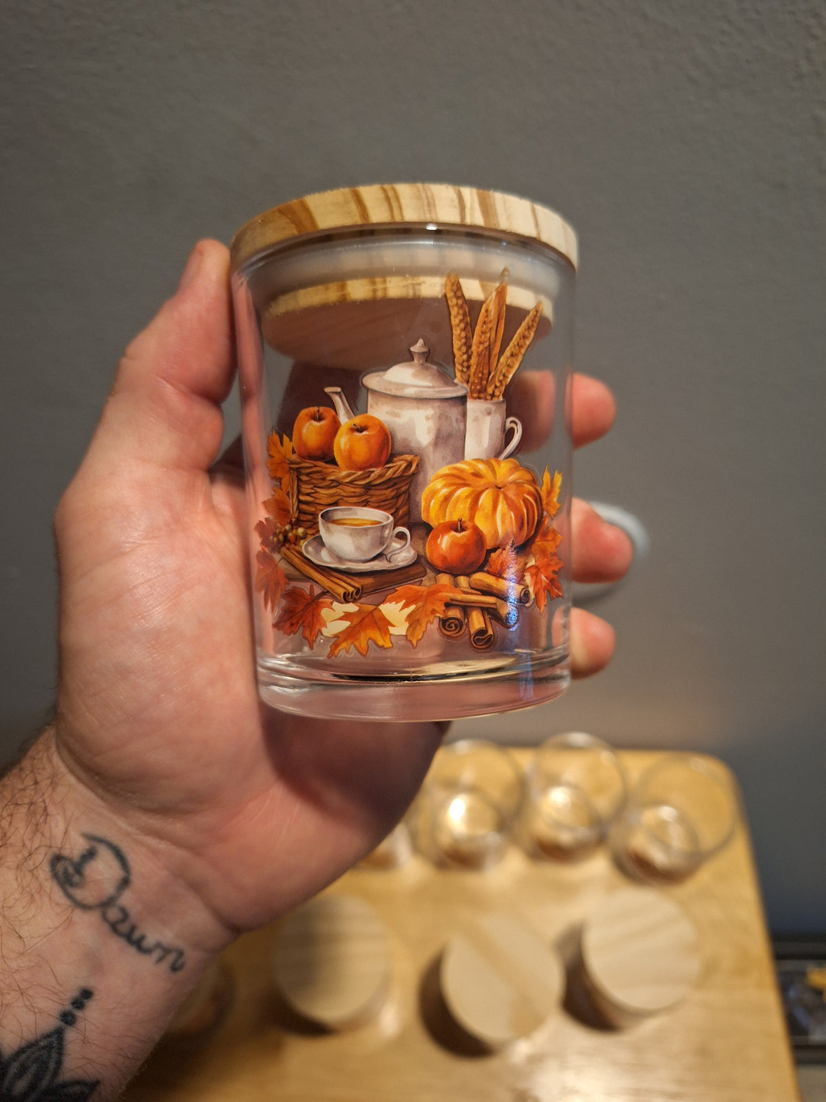 7 Oz limited edition fall candle