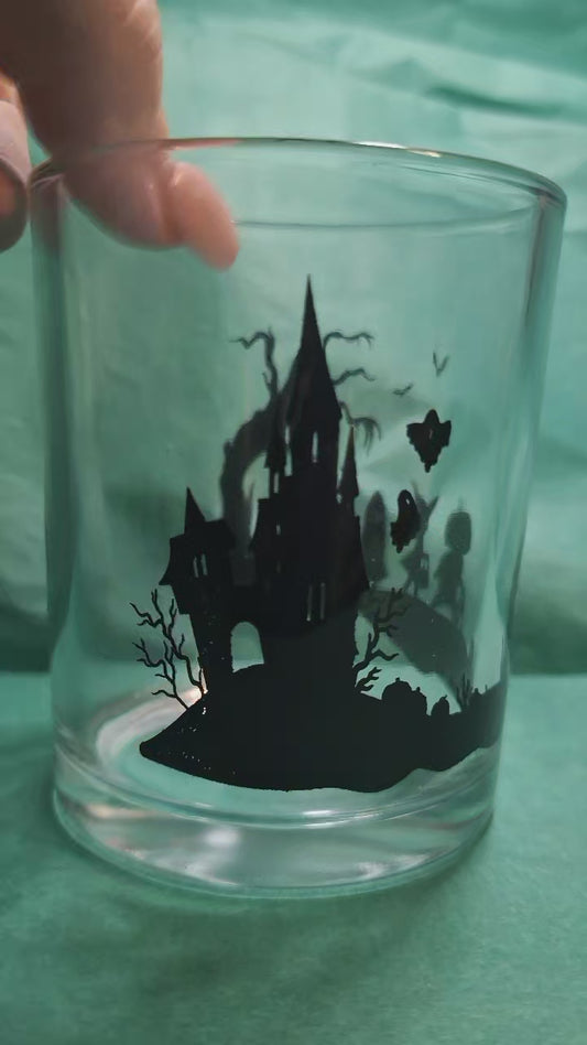 7 Oz Limited Edition Halloween candles!!
